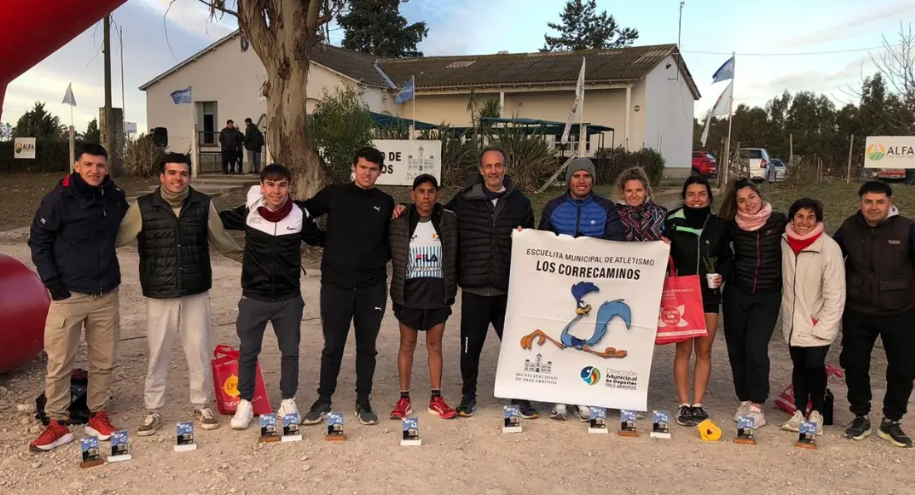 Atletismo: triunfos de Maureli e Iardino
